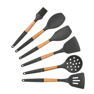 Amazon Hot Selling 6 Pieces Kitchen Utensils Set with Wooden Handle 